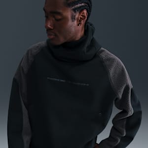Nike Tech Boreas Men's Oversized Hoodie. Nike IL
